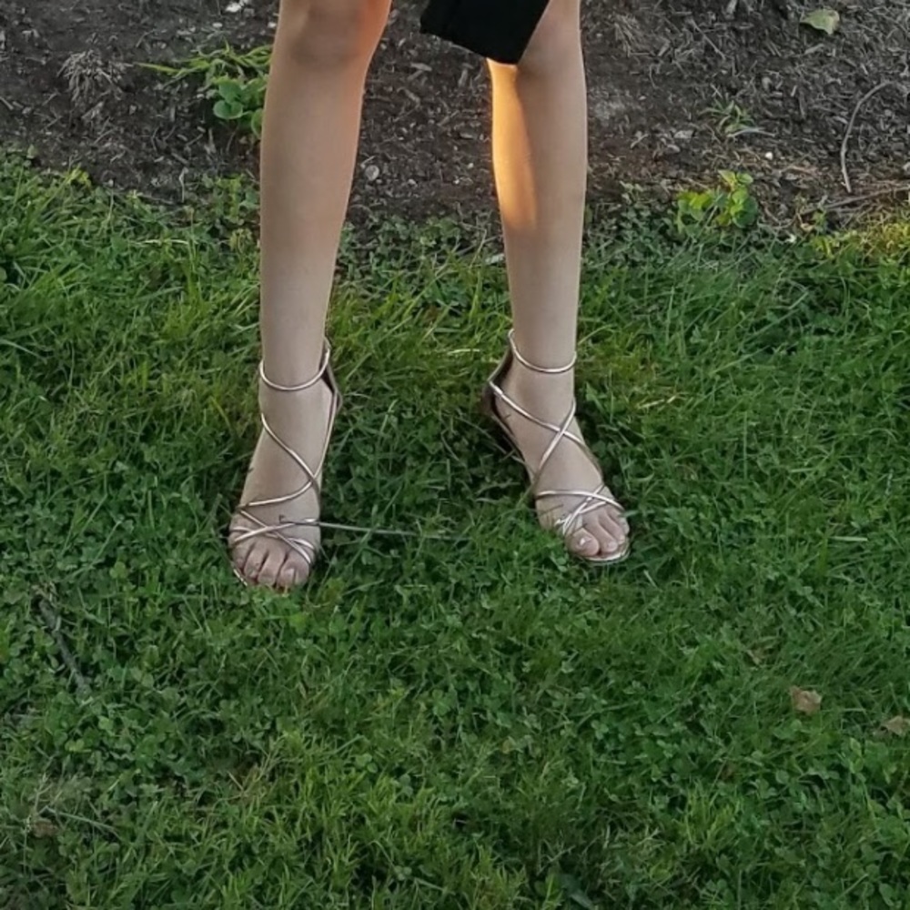 High Heels - Picture 4 of 4